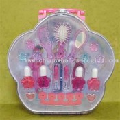 Childrens Cosmetic Set Packed images